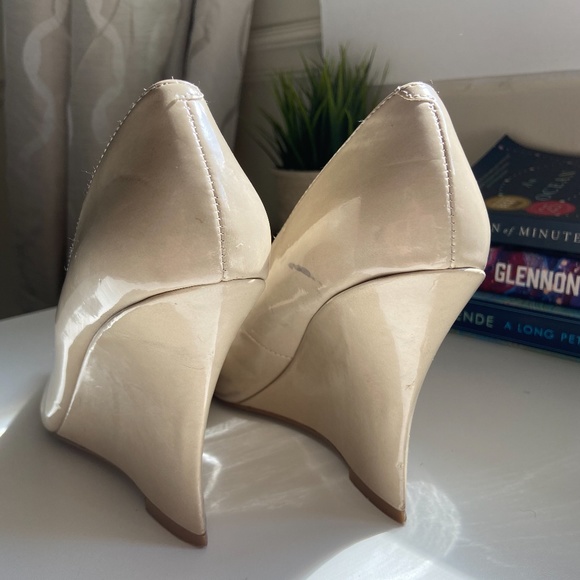 Nude Peep-Toe Nine West Wedges - Picture 4 of 9